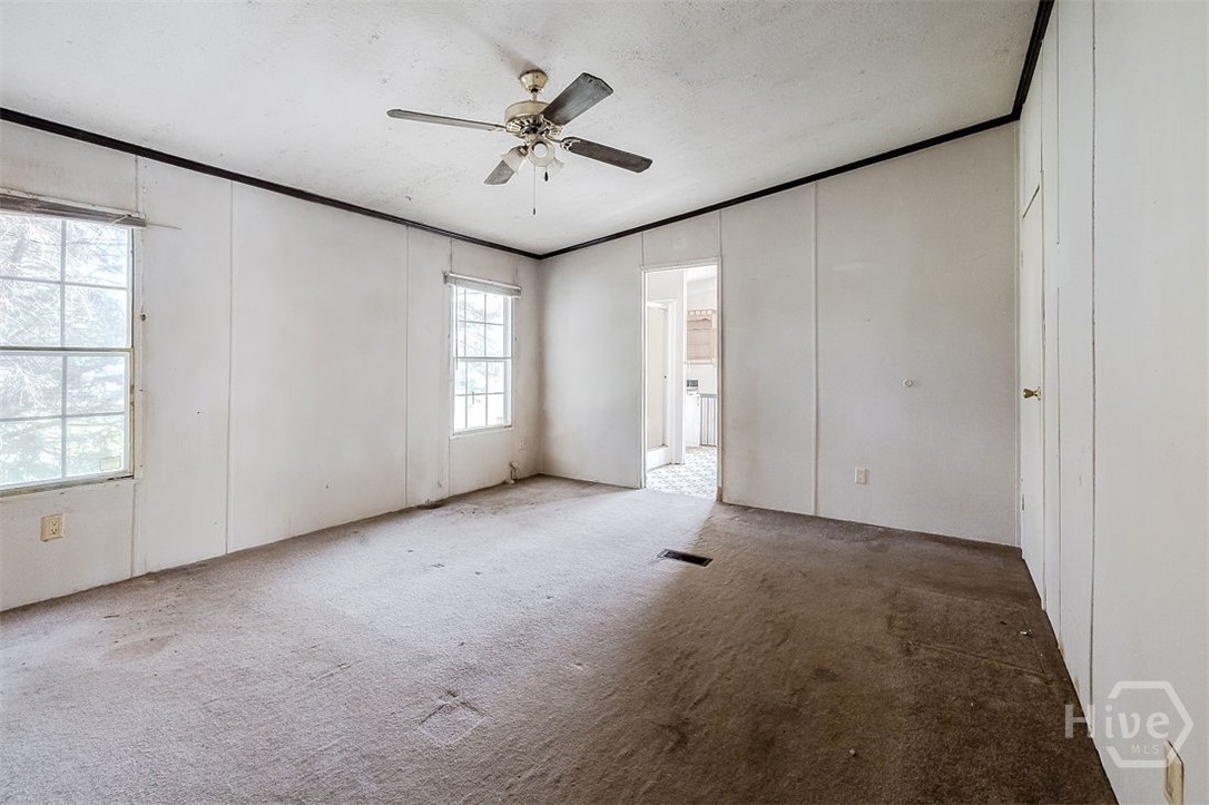 6477 Aruba Road Property Photo 14