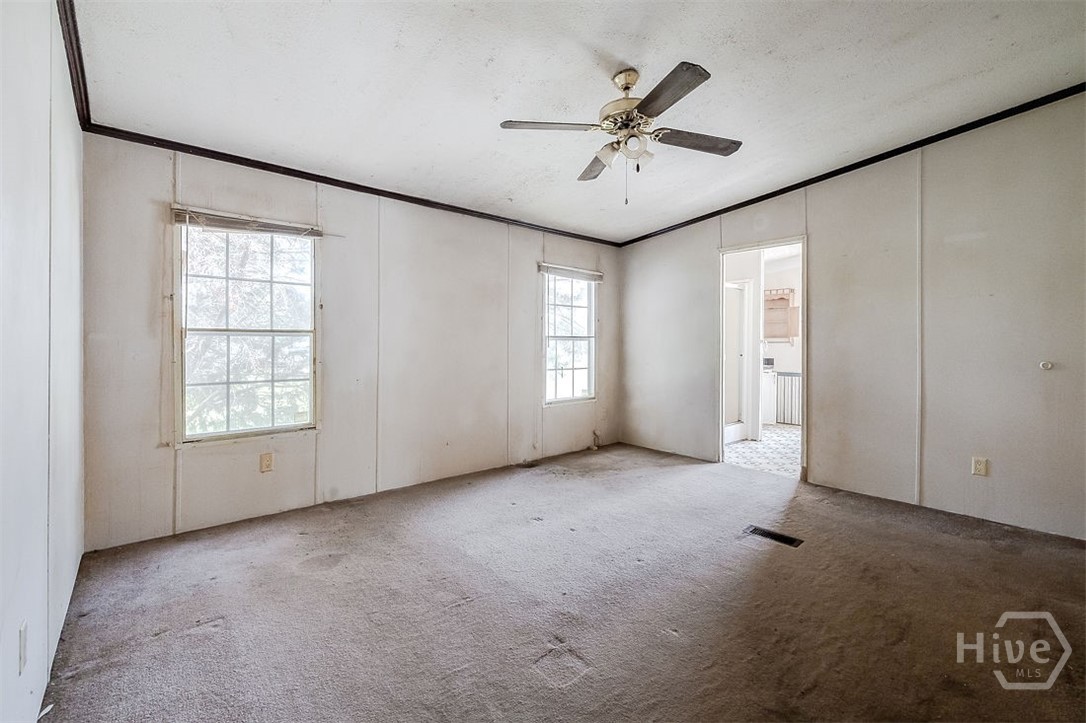6477 Aruba Road Property Photo 16