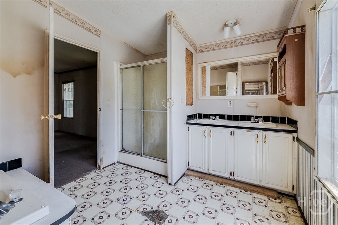 6477 Aruba Road Property Photo 17
