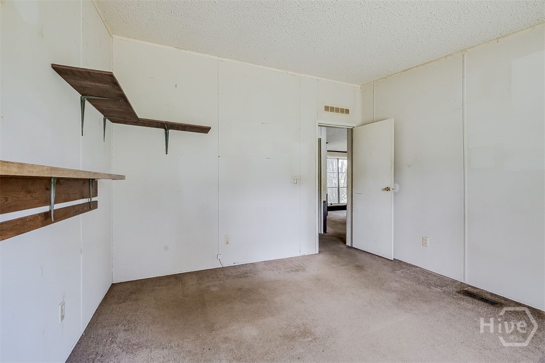 6477 Aruba Road Property Photo 21