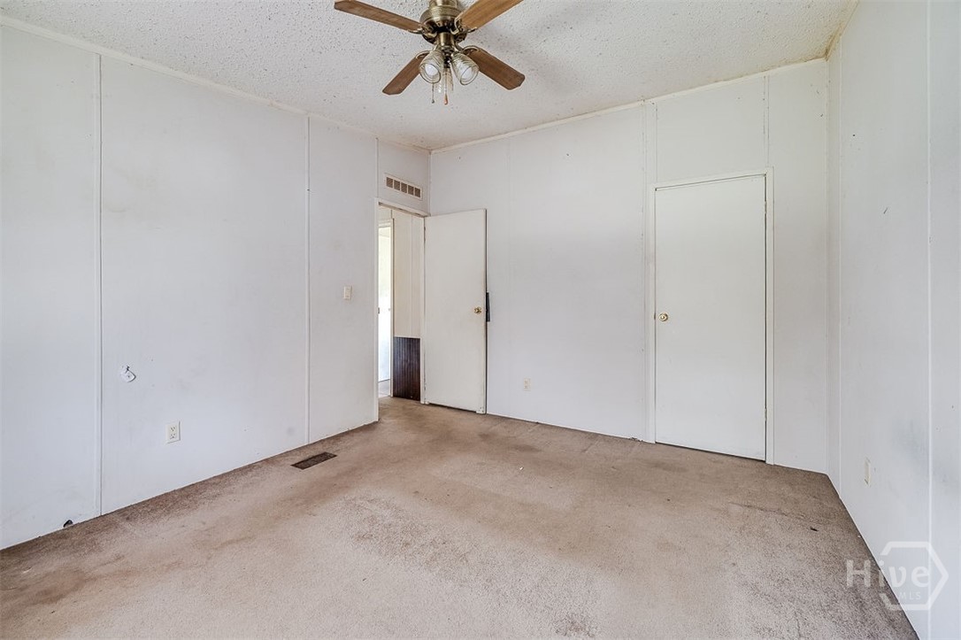 6477 Aruba Road Property Photo 24