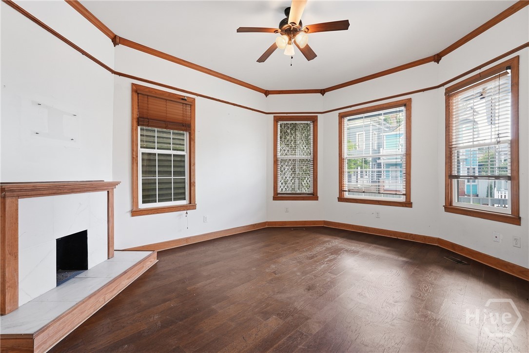 2310 Whitaker Street Property Photo 8