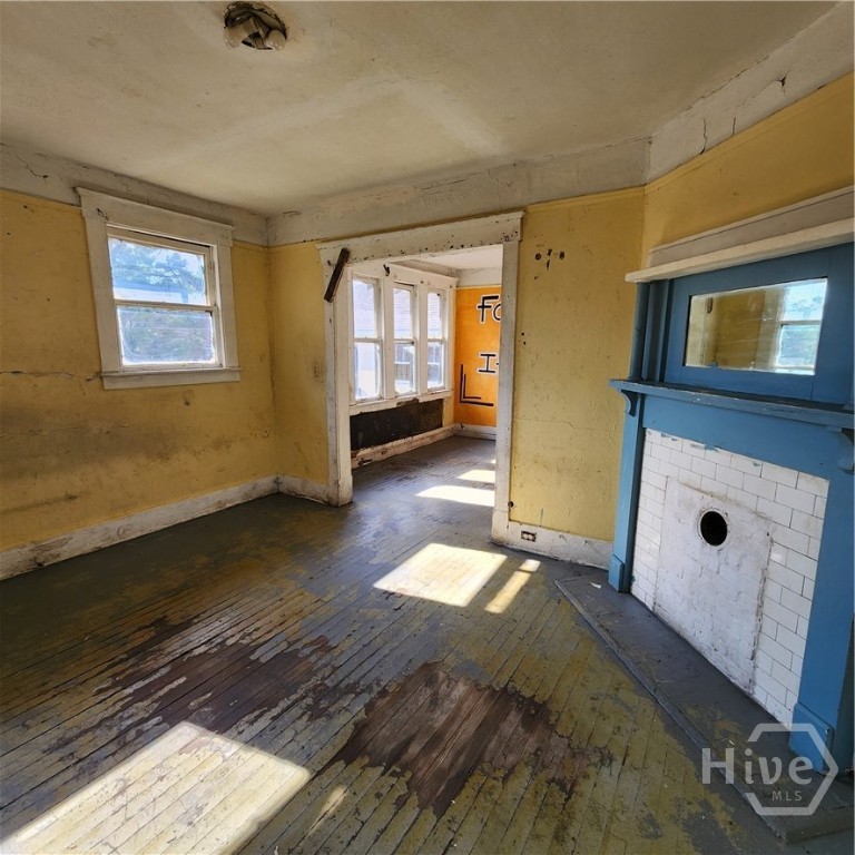 1102 Seiler Avenue Property Photo 9