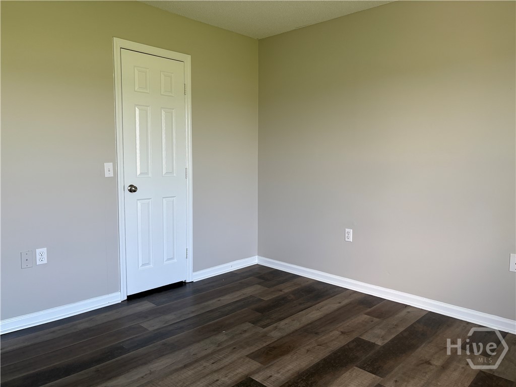 230 Lanier Drive 301 Property Photo 10