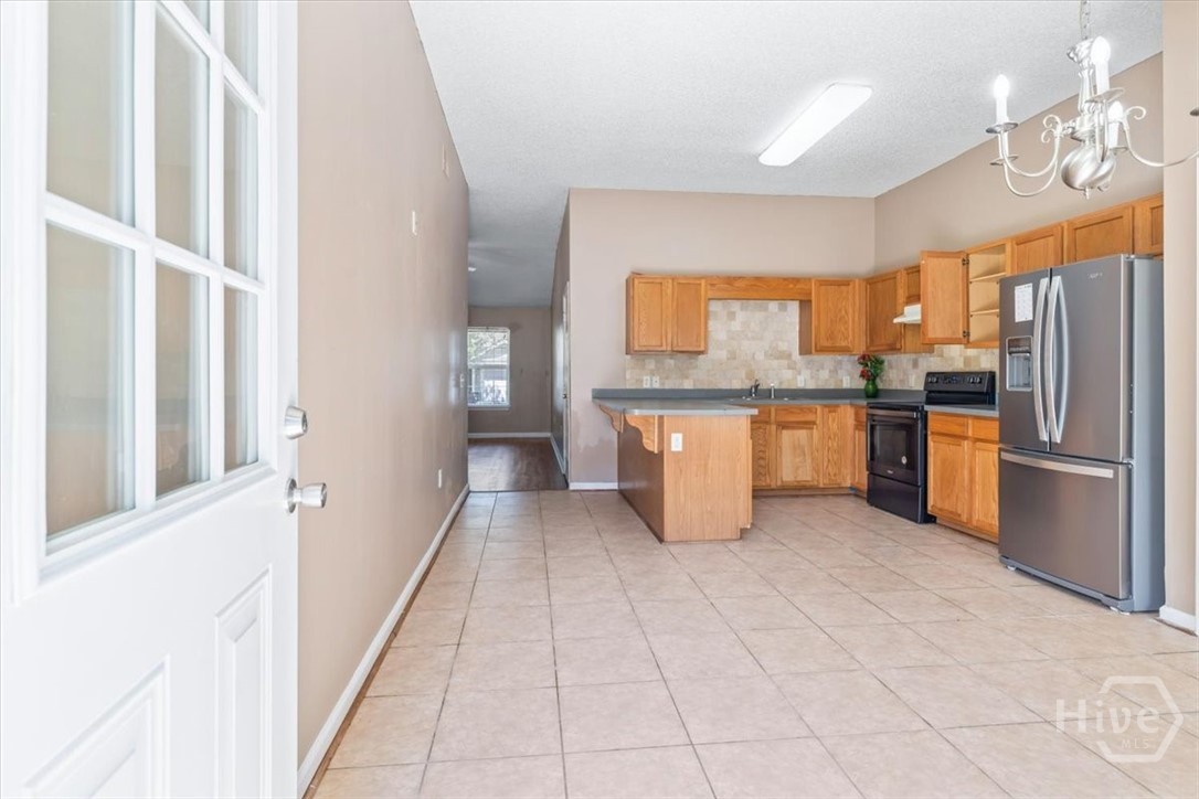 5018 Winfield Drive Property Photo 6