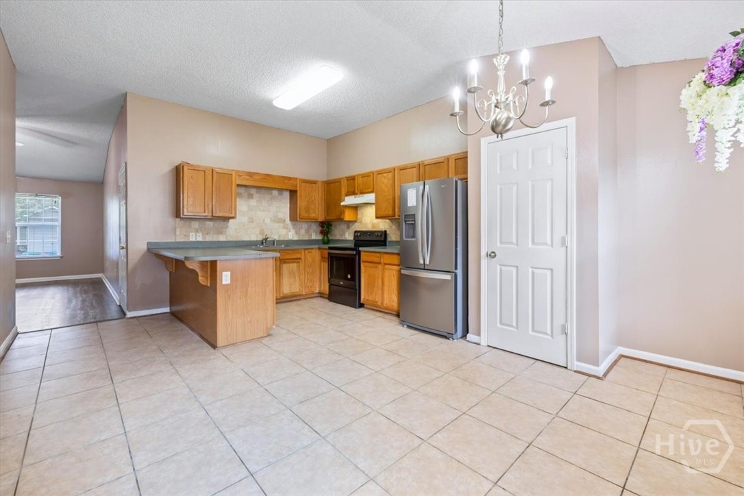 5018 Winfield Drive Property Photo 11