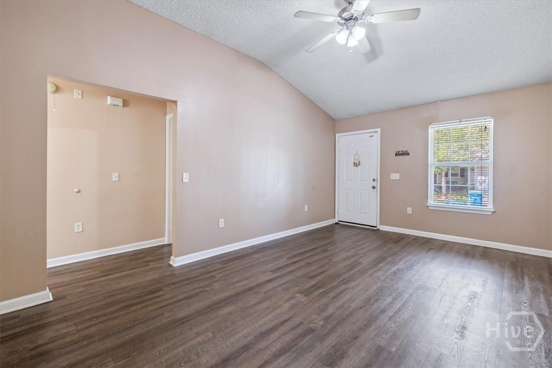 5018 Winfield Drive Property Photo 15