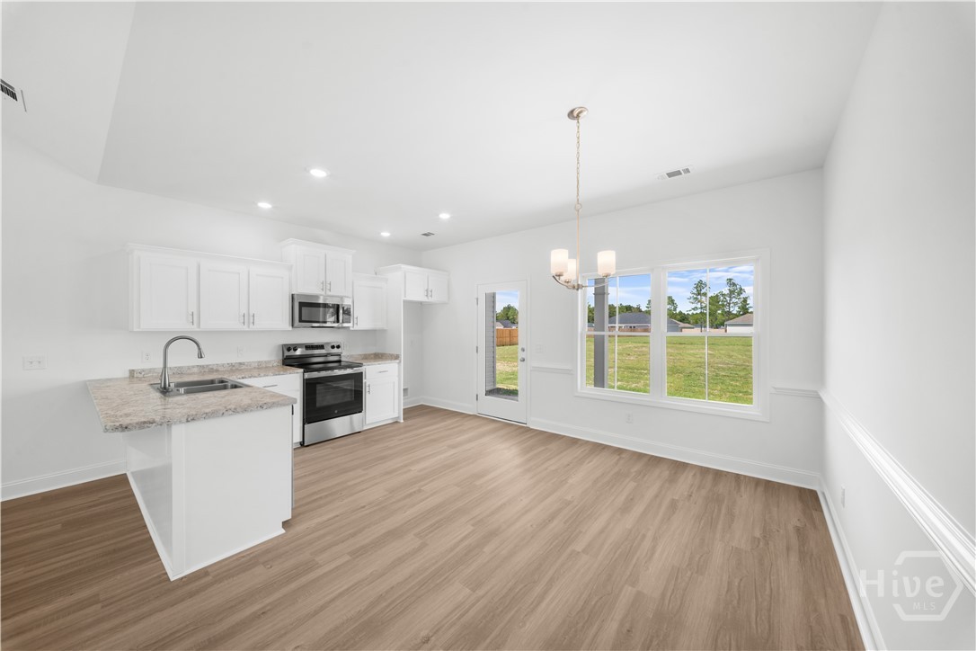 662 Belfast Loop Property Photo 6