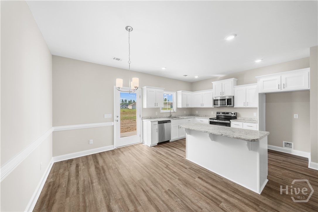 664 Belfast Loop Property Photo 8