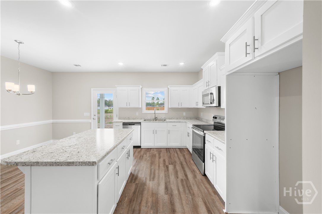 664 Belfast Loop Property Photo 9