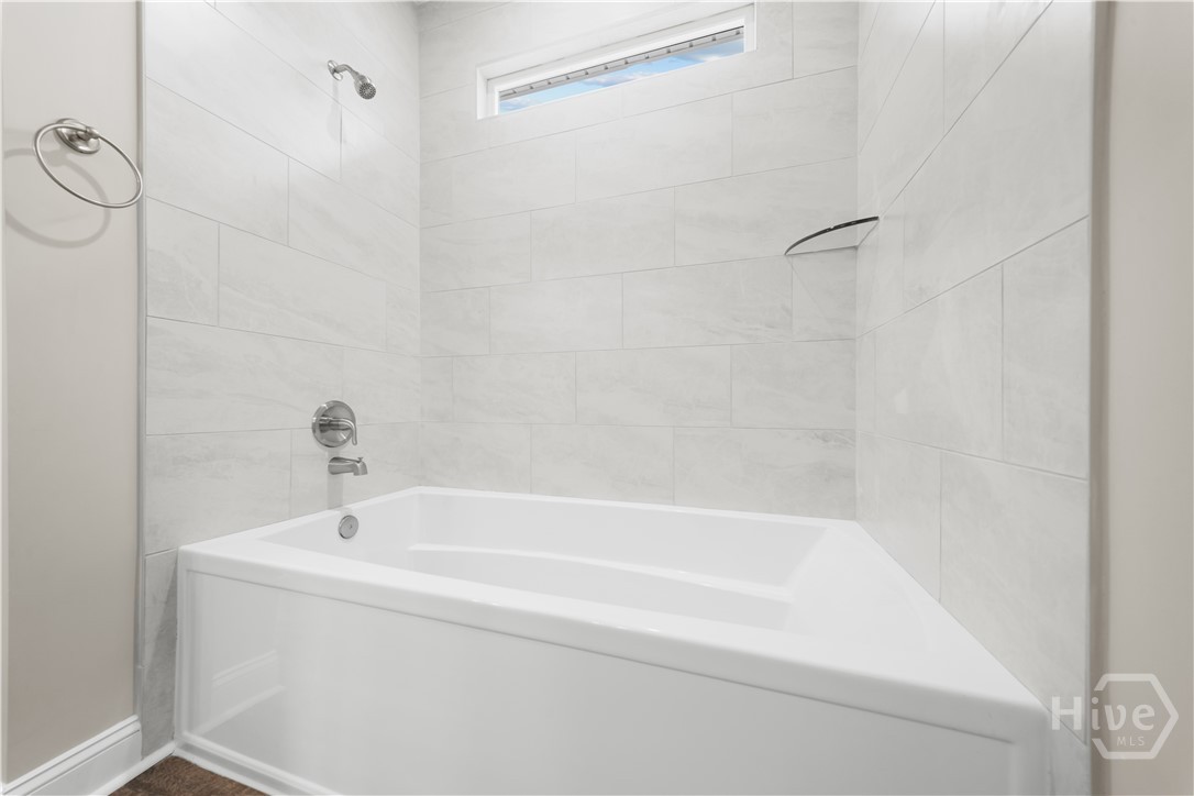 664 Belfast Loop Property Photo 14