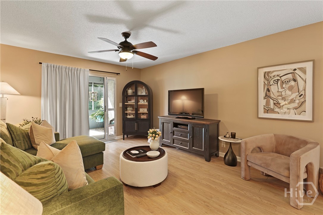 102 Shoals Drive I - 11 Property Photo 3