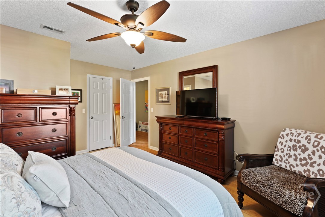 102 Shoals Drive I - 11 Property Photo 20