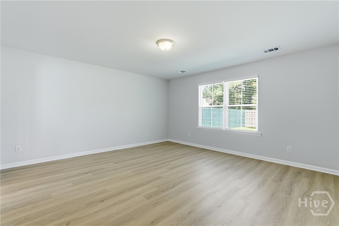 160 Vale Loop Property Photo 18