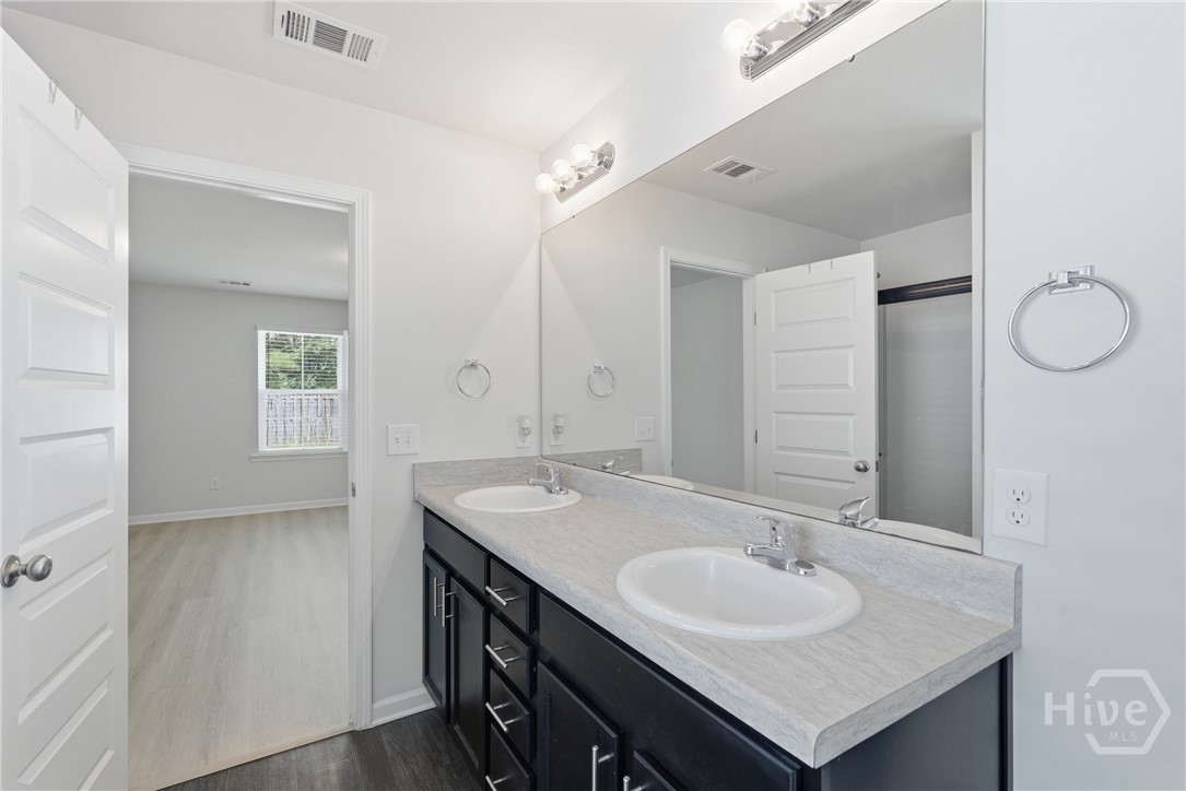 160 Vale Loop Property Photo 24