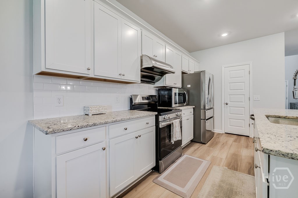 108 Barefoot Drive Property Photo 15