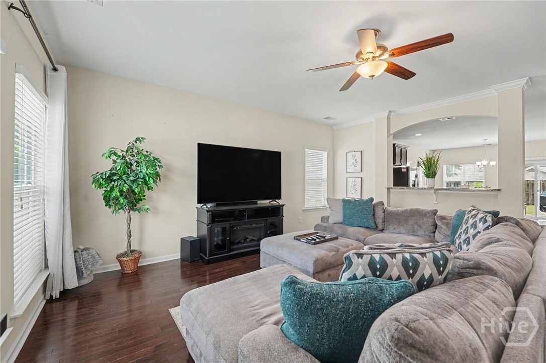 221 Somersby Boulevard Property Photo 8