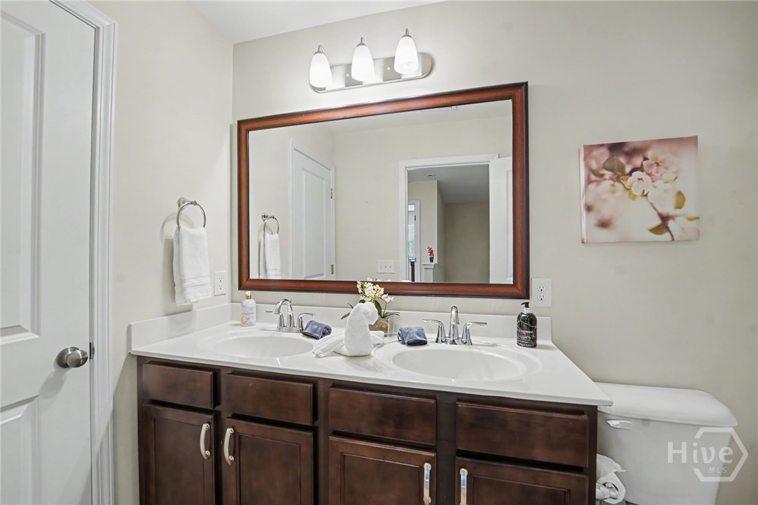 221 Somersby Boulevard Property Photo 39