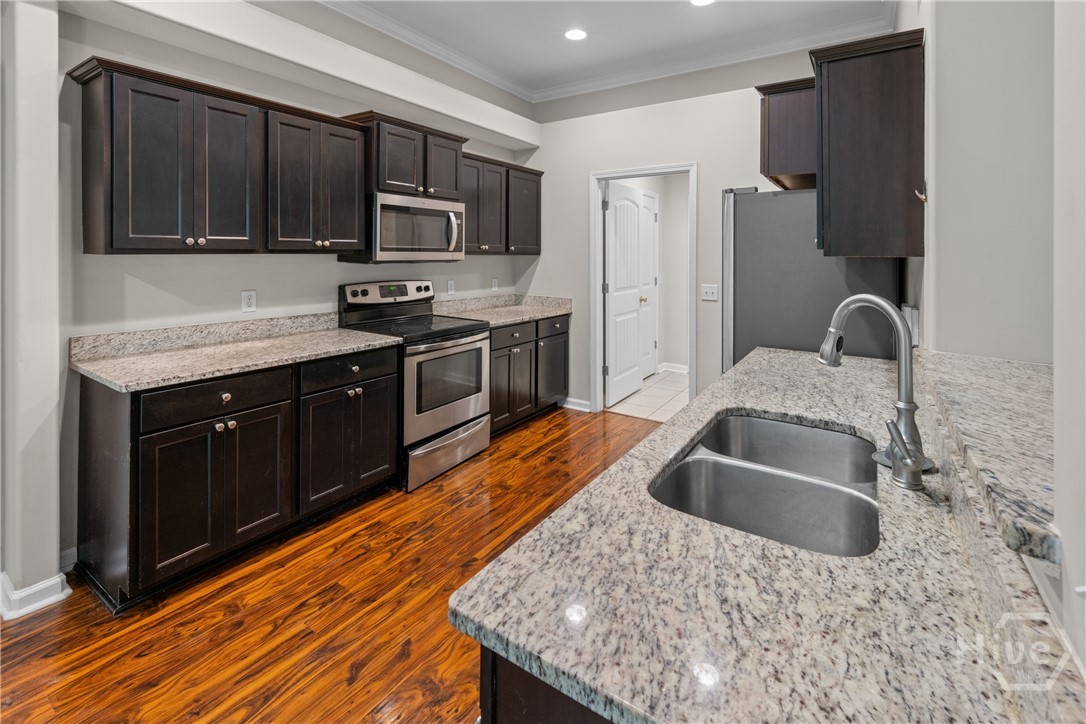 341 Brighton Woods Drive Property Photo 11