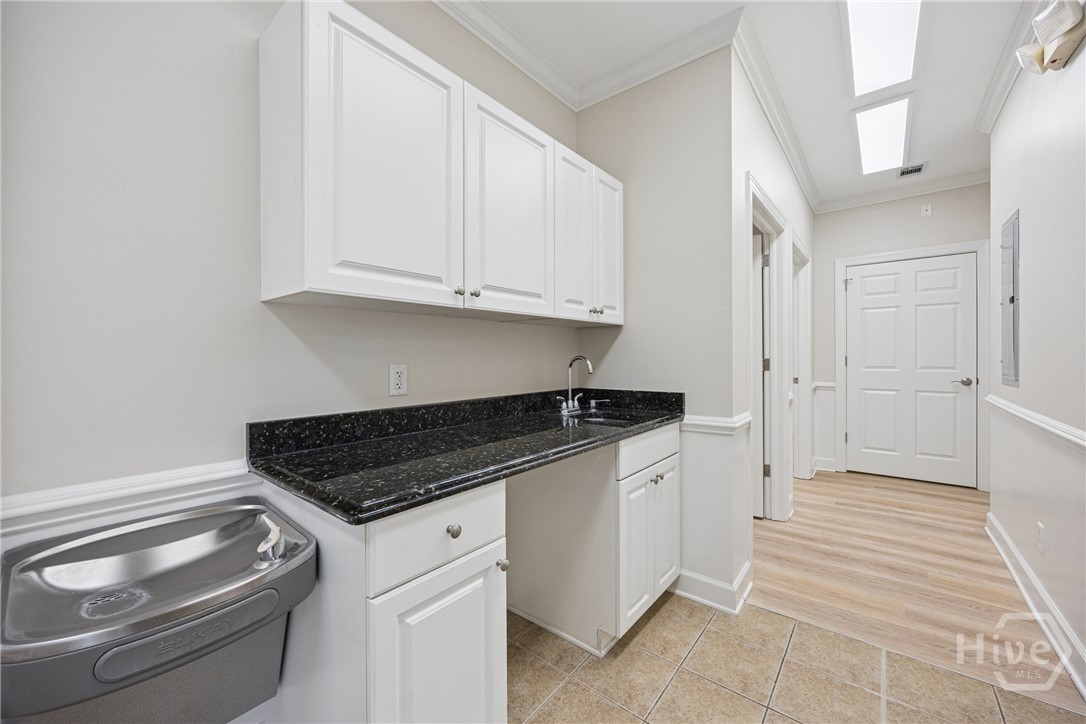 9100 White Bluff Road 303 Property Photo 9