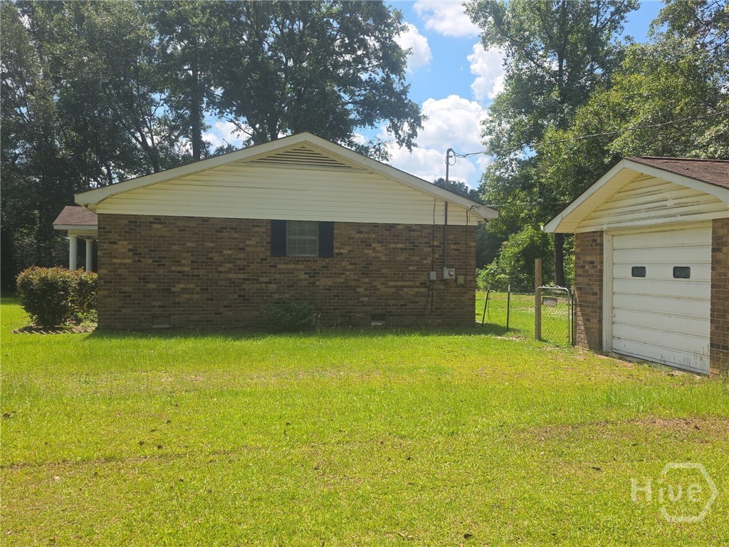 162 Carlton Avenue Property Photo 1