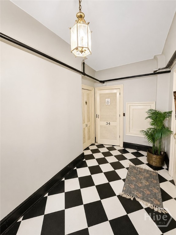 24 E Liberty Street Property Photo 6