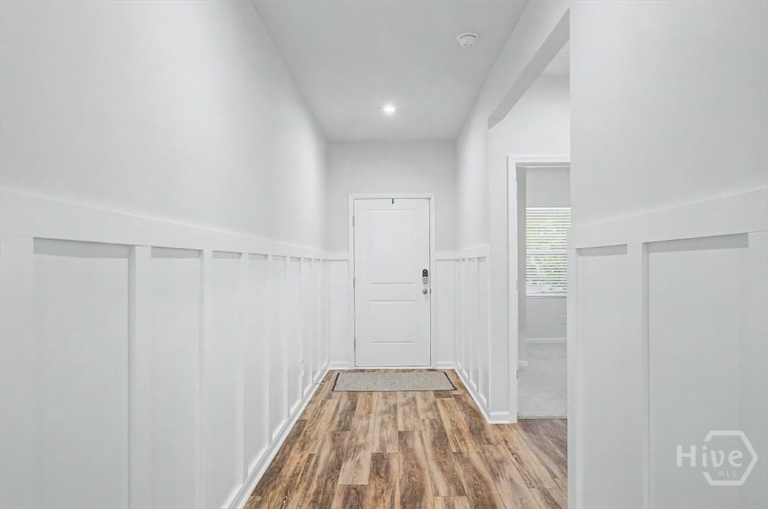 783 Longleaf Drive Property Photo 4
