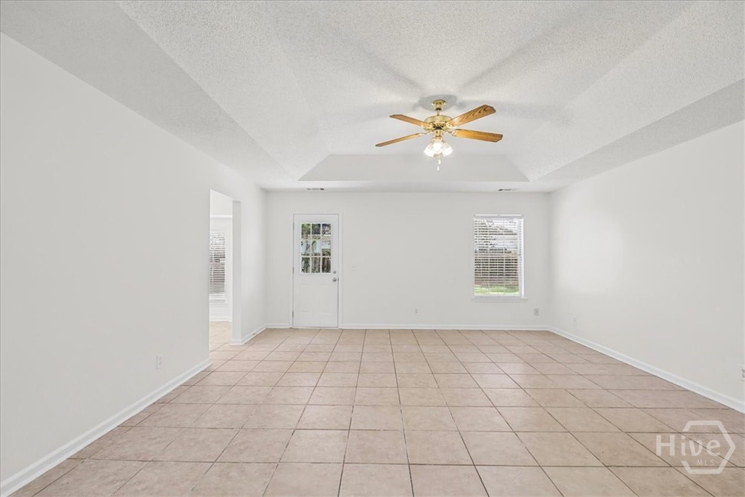 172 Parkside Drive Property Photo 5