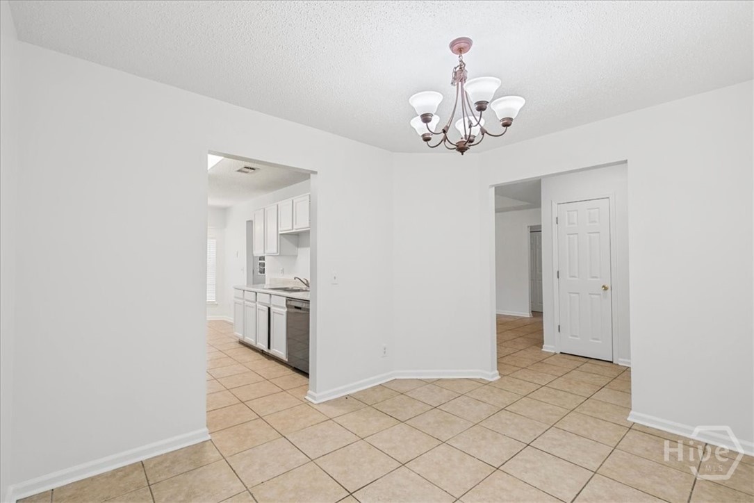 172 Parkside Drive Property Photo 7