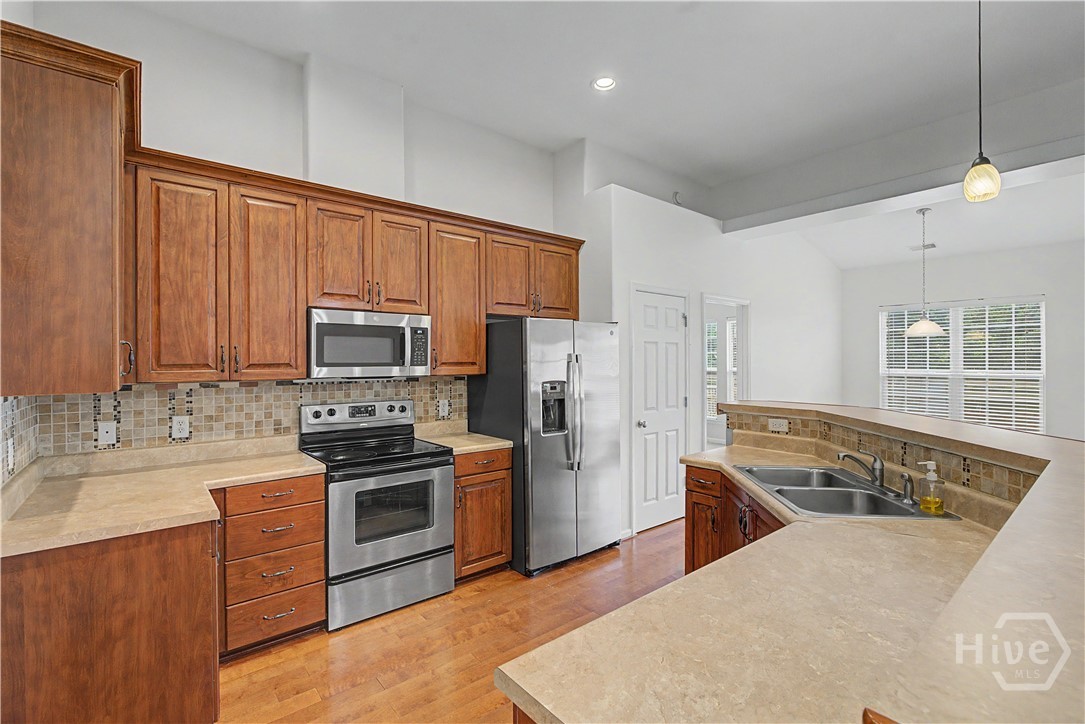 154 Carlisle Way Property Photo 16