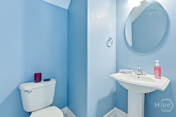 26 Chapel Lake Drive N Property Photo 21