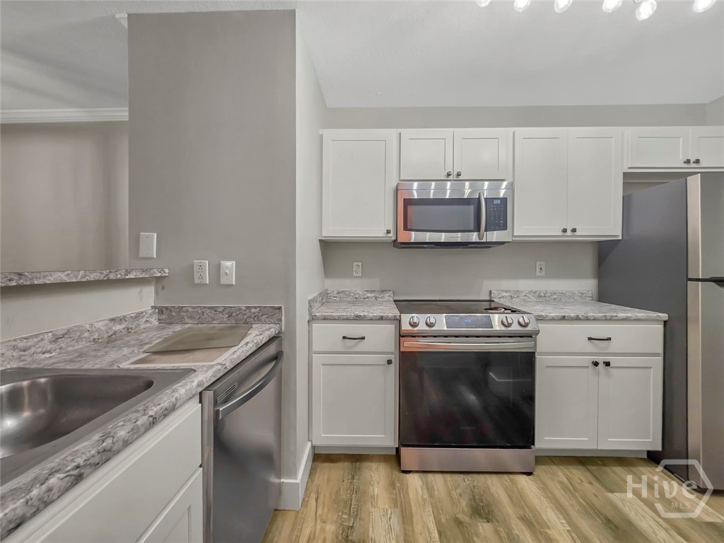 50 Pebble Beach Cove F111 Property Photo 26