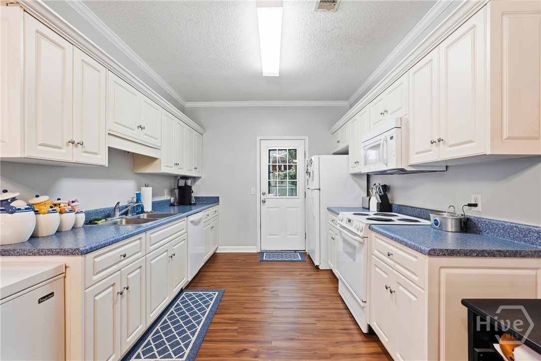 6 Chaintree Drive Property Photo 11