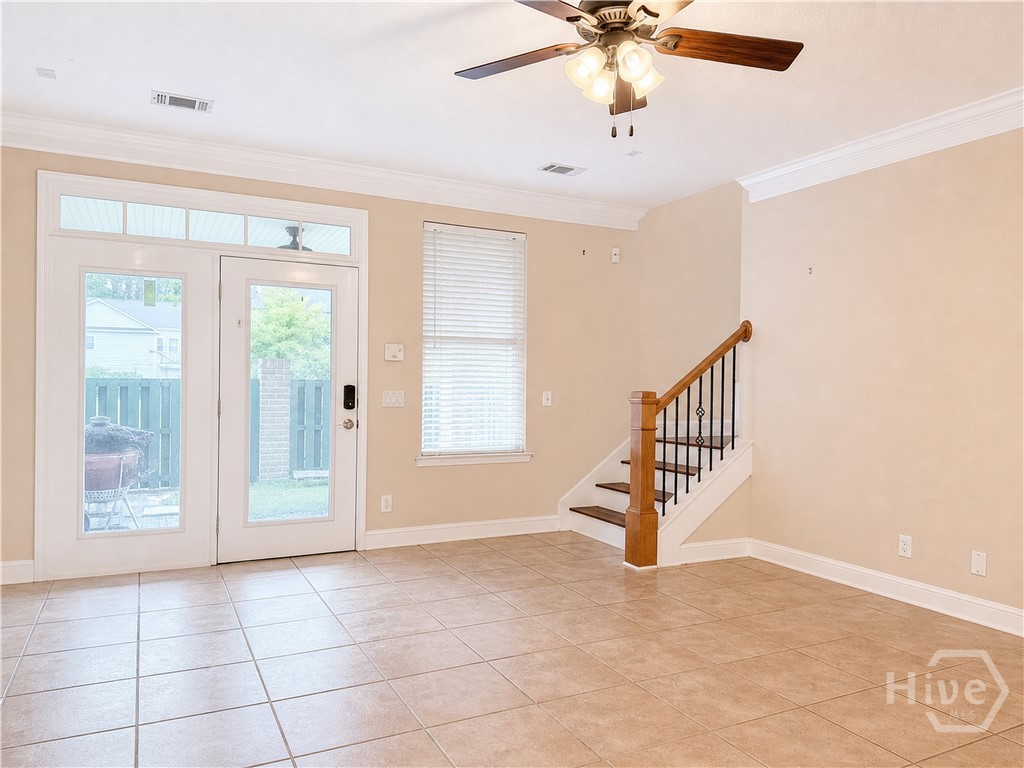 132 Ventura Place Property Photo 3