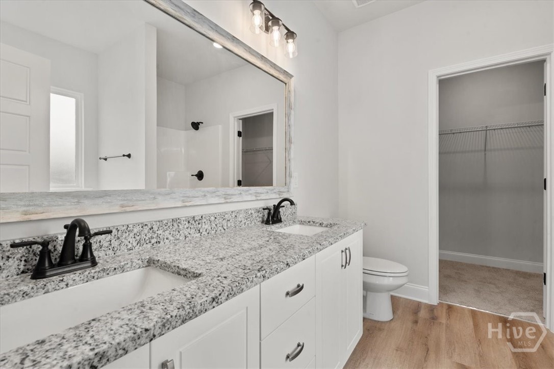 300 Timberlake Drive Property Photo 9