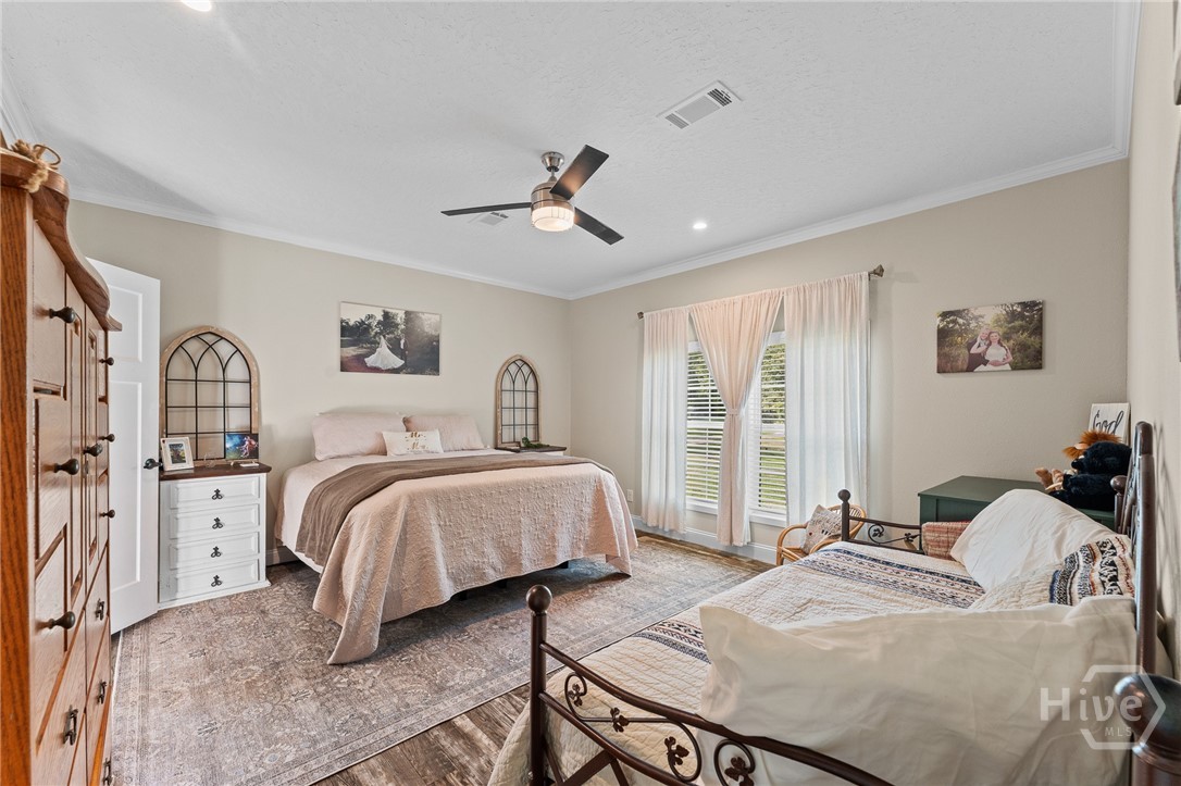 302 Middleton Road Property Photo 17