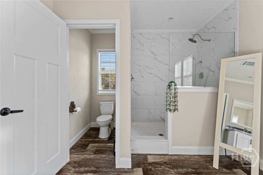 302 Middleton Road Property Photo 24