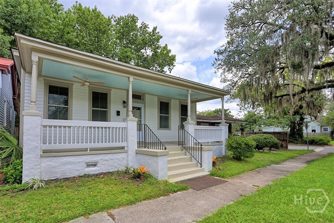 922 E 37th Street Property Photo 5