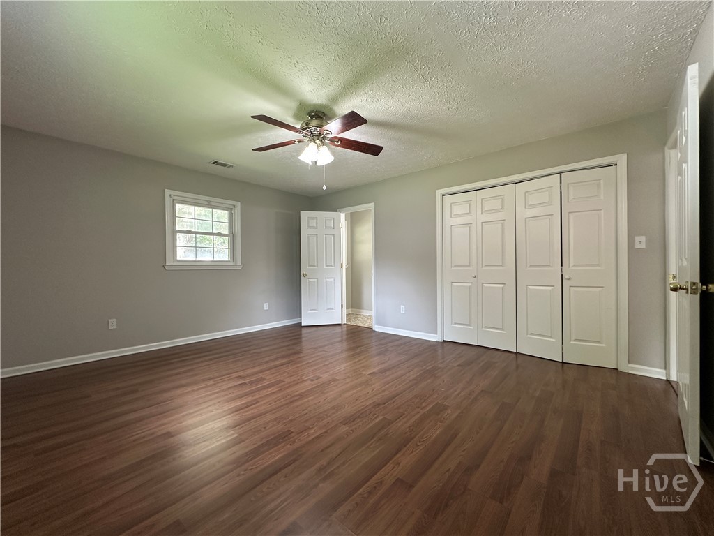 23 Douglas Court Property Photo 9