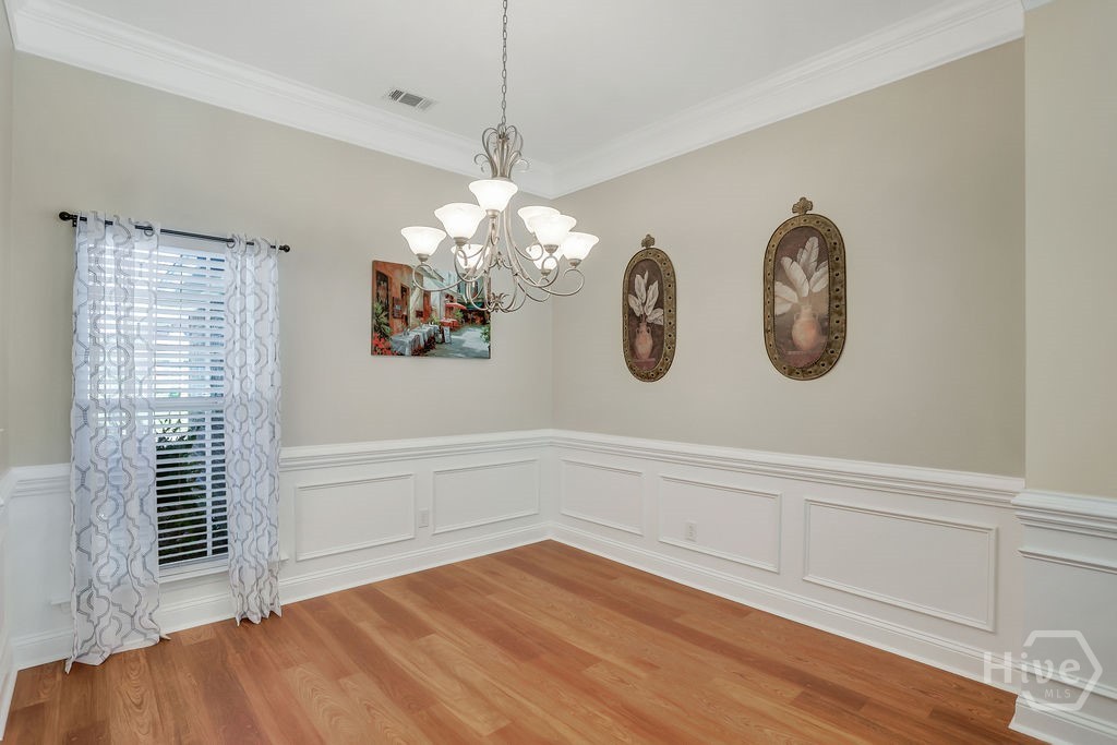 17 Redwall Circle Property Photo 12