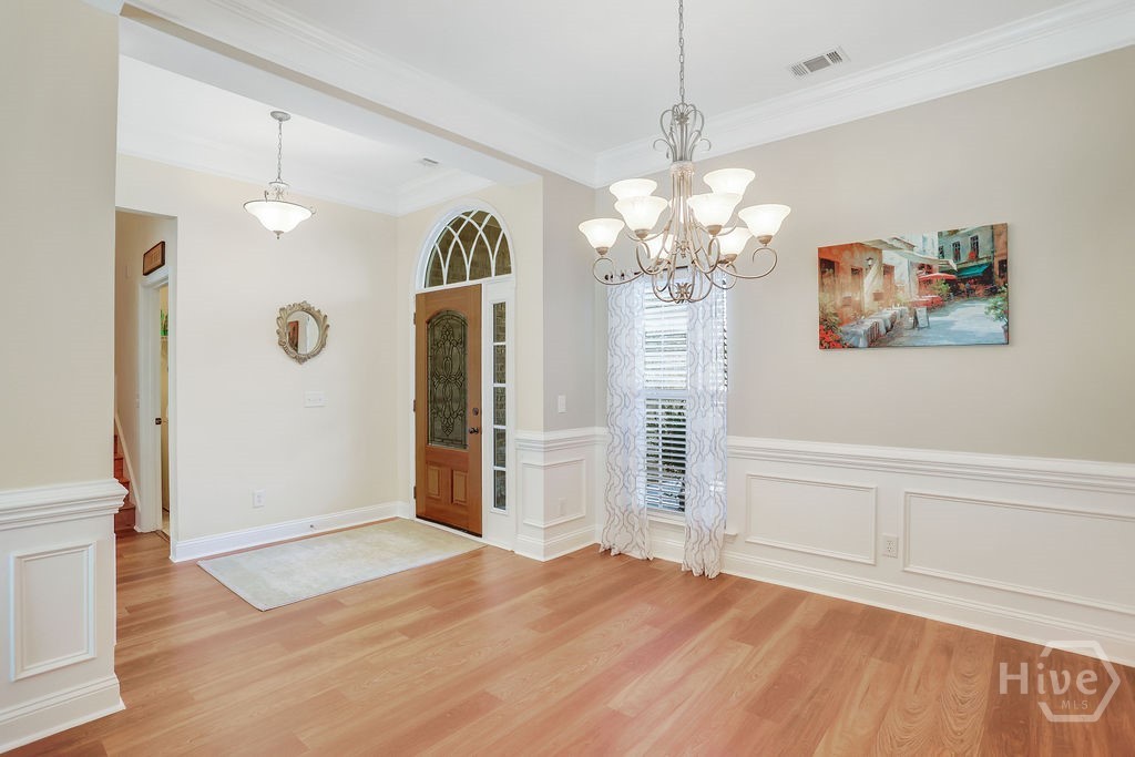 17 Redwall Circle Property Photo 13