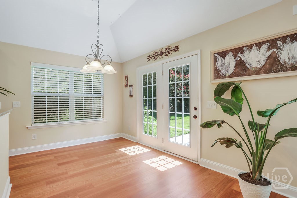 17 Redwall Circle Property Photo 20