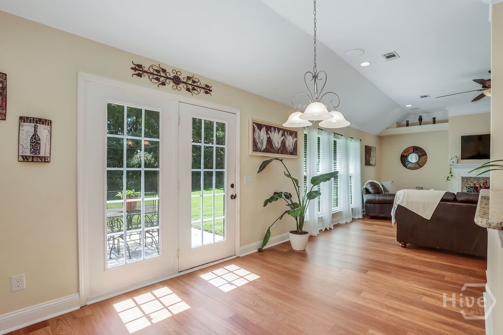 17 Redwall Circle Property Photo 22