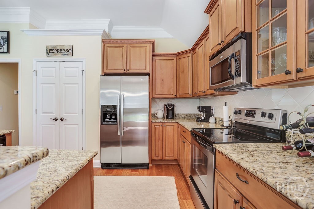17 Redwall Circle Property Photo 24