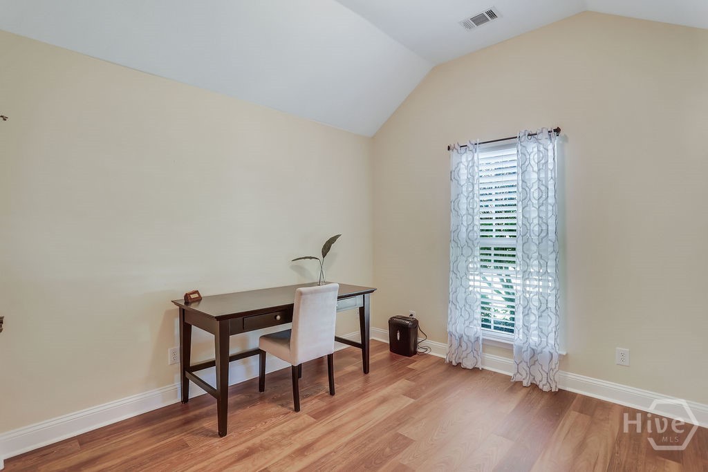 17 Redwall Circle Property Photo 39