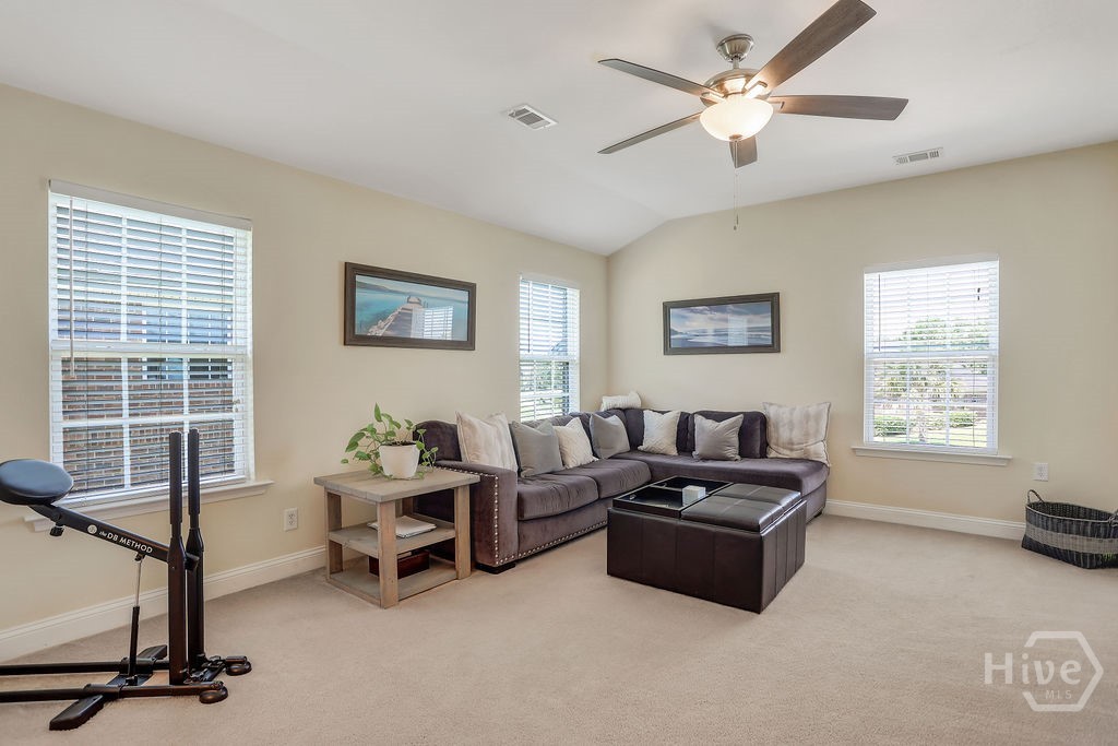 17 Redwall Circle Property Photo 42