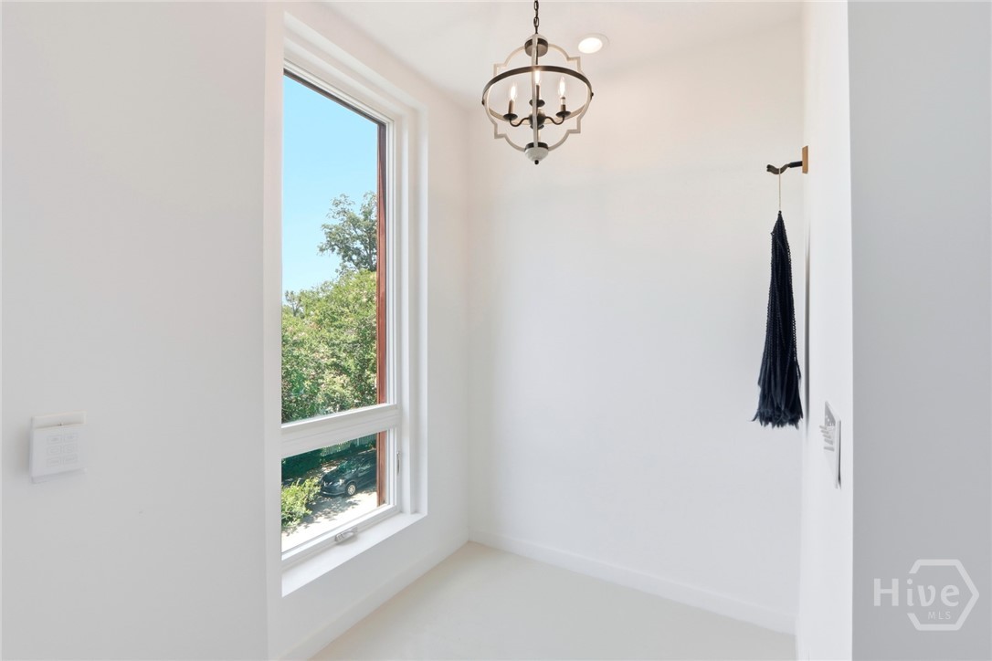 416 E Bolton Street Property Photo 43
