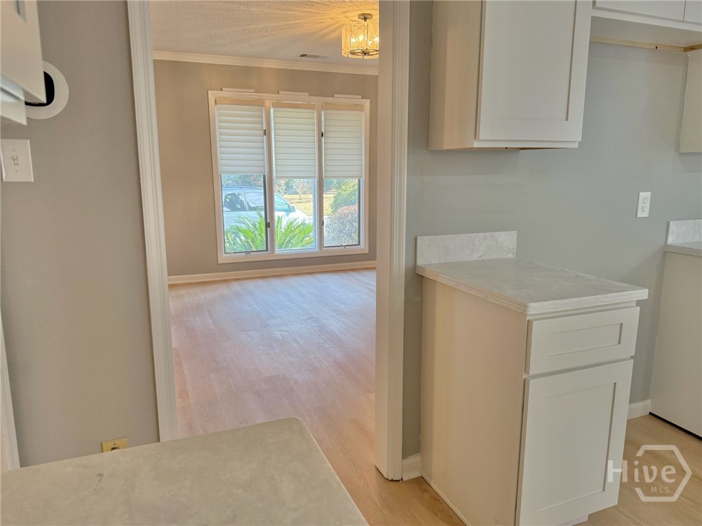 10 Cove Drive Property Photo 6