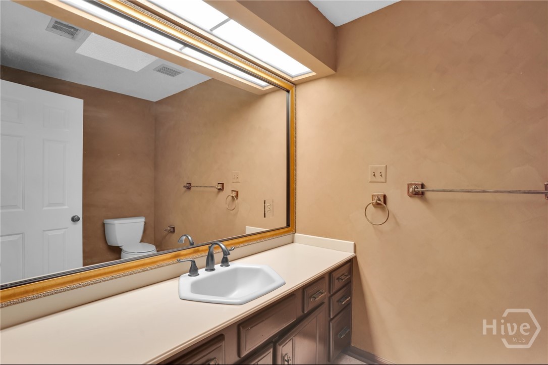 10 Cove Drive Property Photo 34