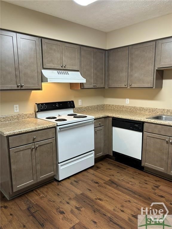94 Casey Drive H Property Photo 4